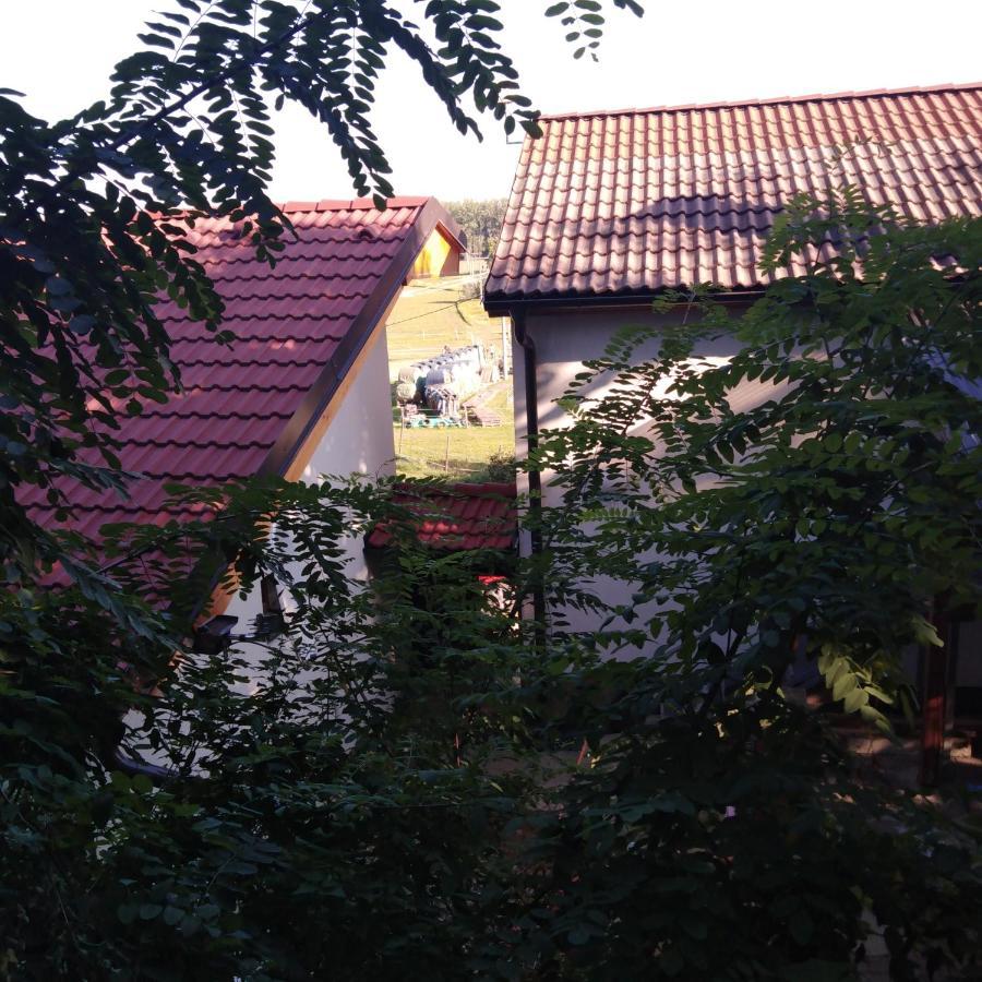 Vinny Sklep Kovarna - Nad Presovnou Rohatec Extérieur photo
