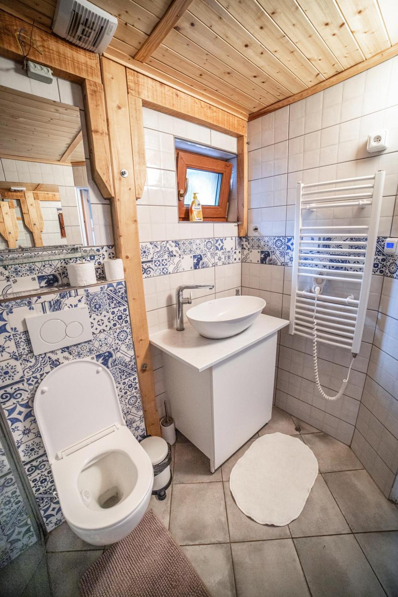 Vinny Sklep Kovarna - Nad Presovnou Rohatec Extérieur photo